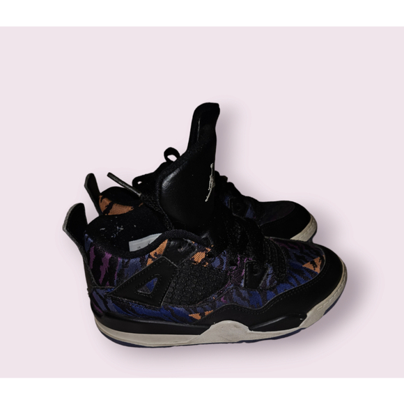 Jordan Retro 4 SE Rush Violet (BQ9041 005) Boys size 10 - Picture 1 of 13